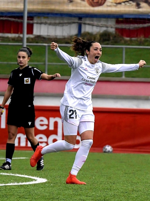 Estela Fernández celebra un gol con el Madrid CFF. Reguero - Fotosport