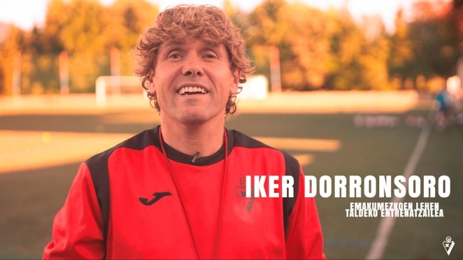 Iker Dorronsoro, entrenador SD Eibar femenino