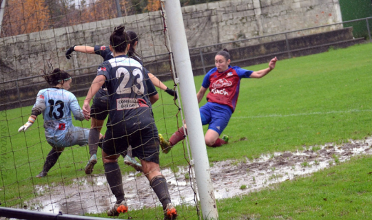 La norma de los cinco partidos en el fútbol femenino