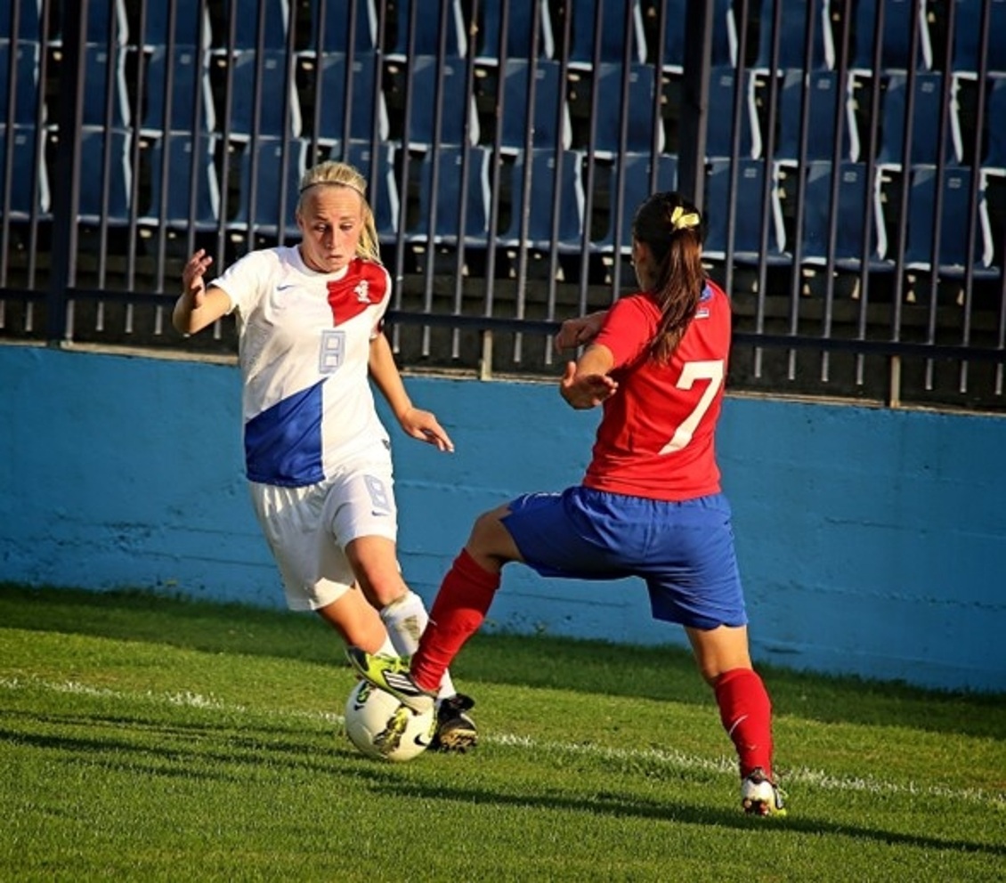 Apuestas online y fútbol femenino, ¿un nuevo mercado para las casas de apuestas españolas?