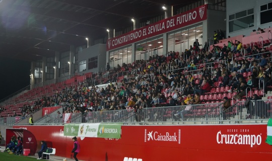 El Sevilla FC, un club con la camiseta puesta por el fútbol femenino