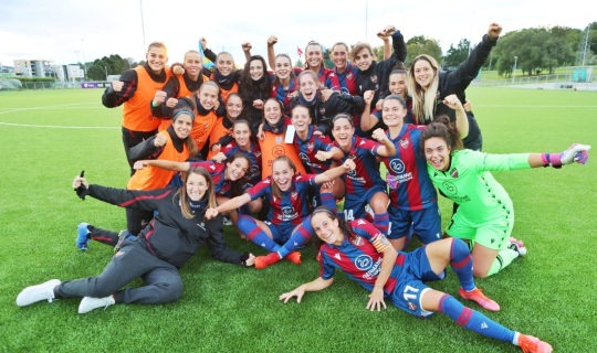 El Levante femenino continúa su sueño europeo