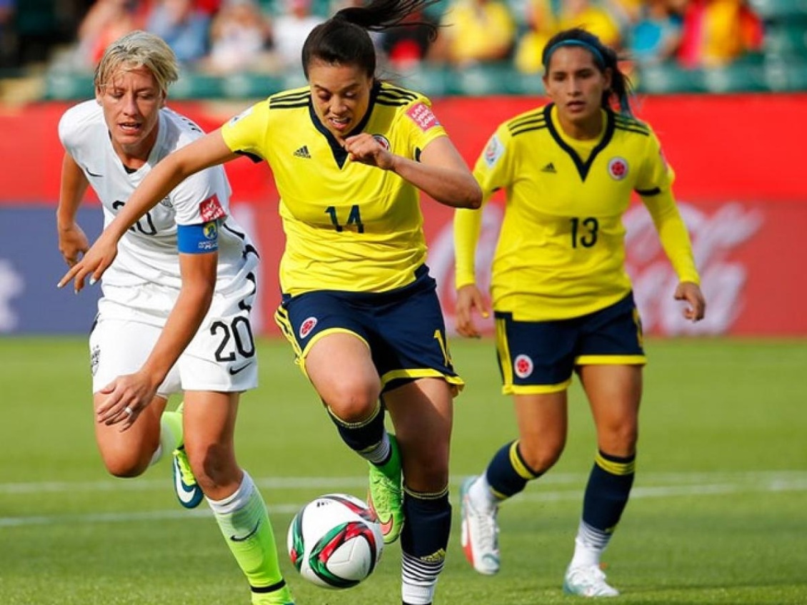 Las apuestas online impulsan el fútbol femenino en Colombia
