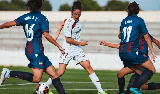 Matilde Martínez: “falta más compromiso tanto de clubes como jugadoras y los patrocinadores tienen que tirarse a la piscina”