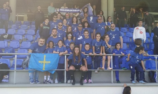 ‘El Punteru’ que apoya al Real Oviedo en Reto Iberdrola