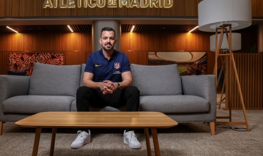 Los banquillos de Liga F, en permanente movimiento