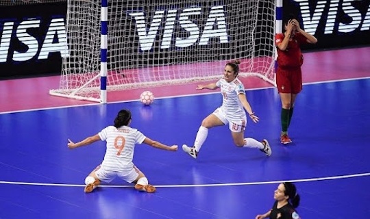 Las jugadoras de fútbol sala se plantan: 